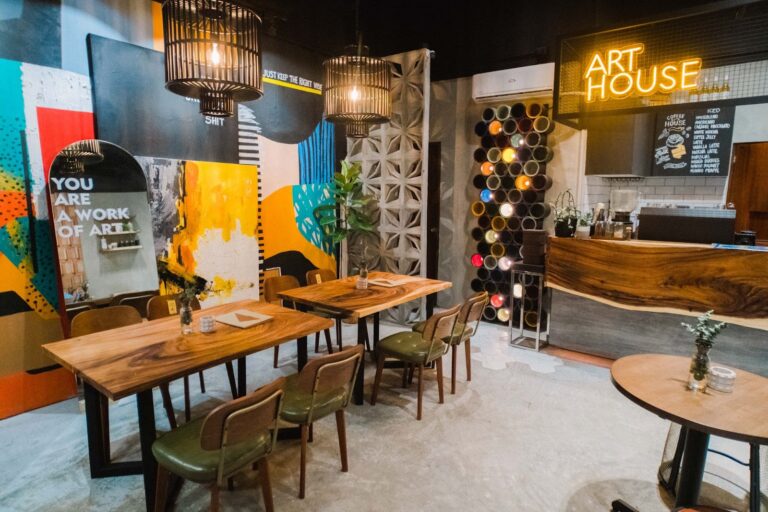 #WorldPastaDay: Art-Gallery feels at this Pasta and Pizza Resto in Angeles City