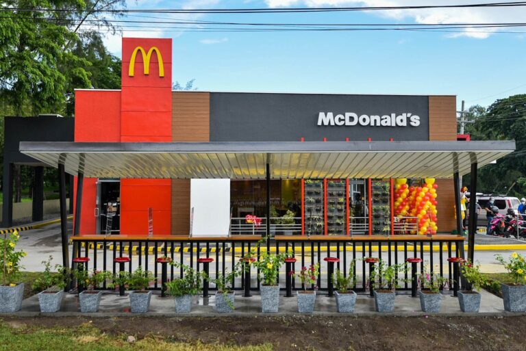 McDonalds Clark, Others push Cycling Culture with Bike Repair Station